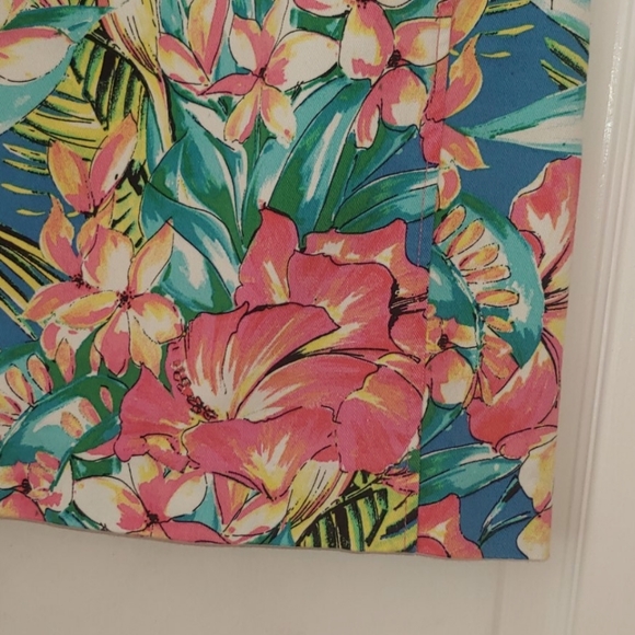 LOFT Ann Taylor Tropical Floral  Pencil Skirt.  00 petite. 🌺 - Picture 4 of 13